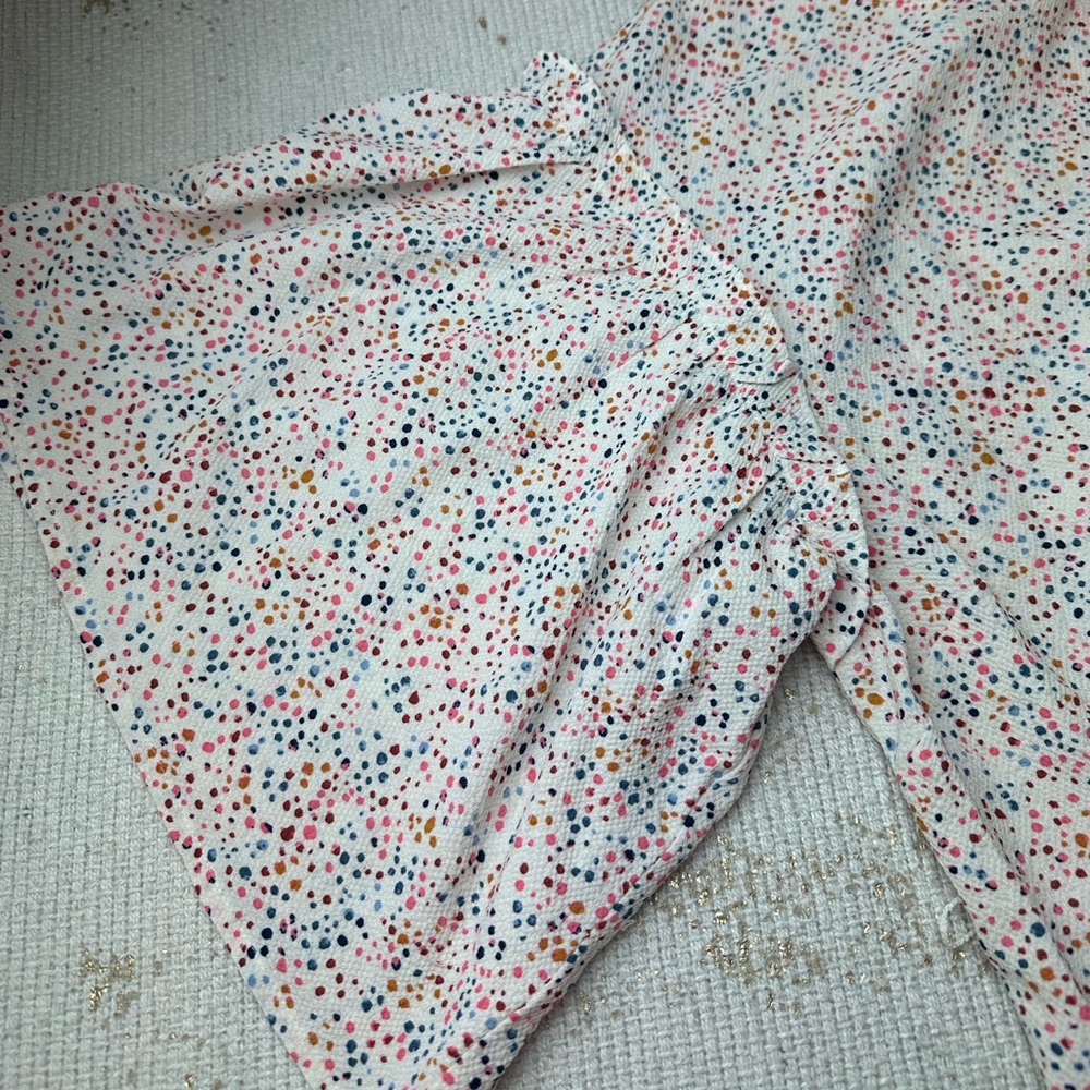 MOTHERHOOD MATERNITY White & Multicolor Blouse With Waist Tie | Size Medium - Picture 15 of 16